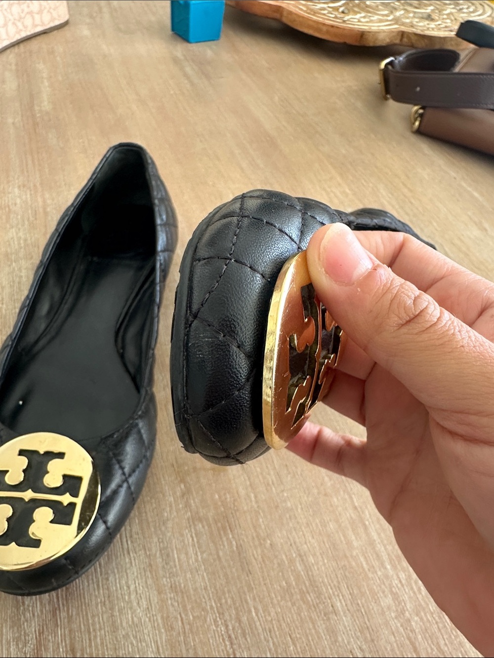 Tory Burch Black Quilted Leather Logo Round-Toe Flats - Picture 5 of 9